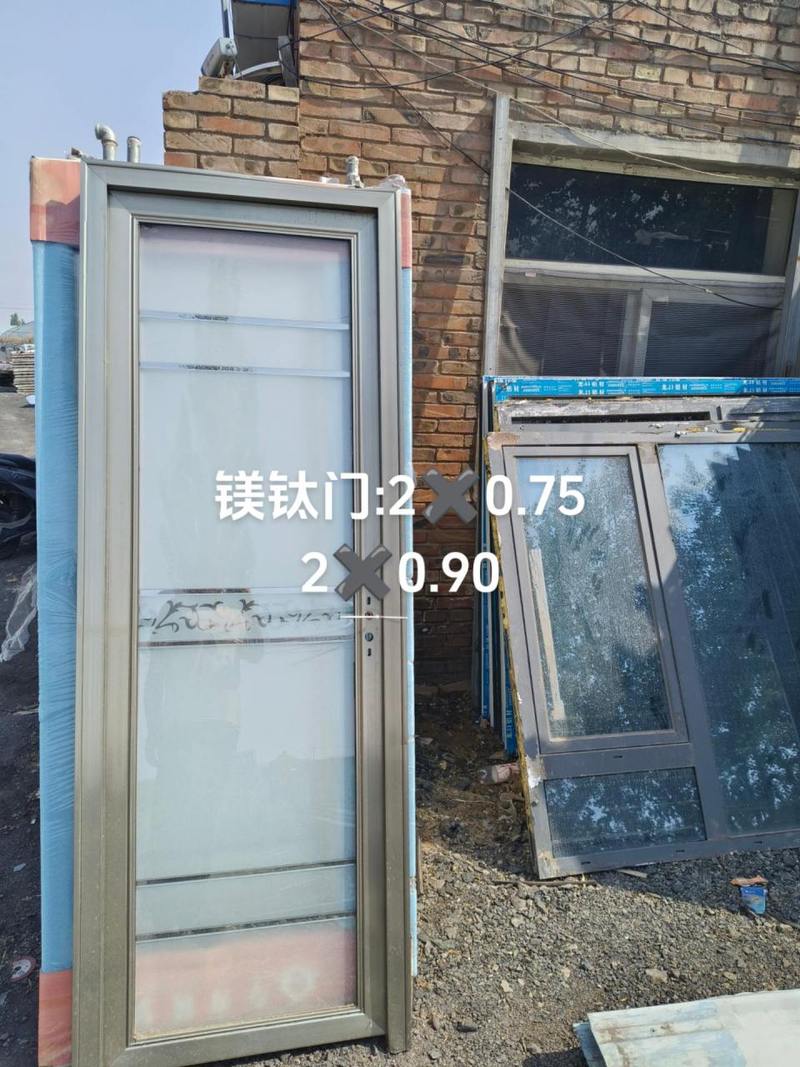 二手门窗出售市场-桂林卖建筑用的旧门窗、屋架、家具等等最大的旧货市场在哪里？